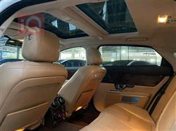جاكوار XJ